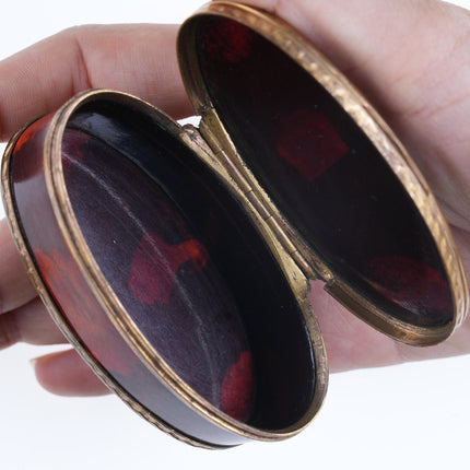 Antique Lacquer snuff box