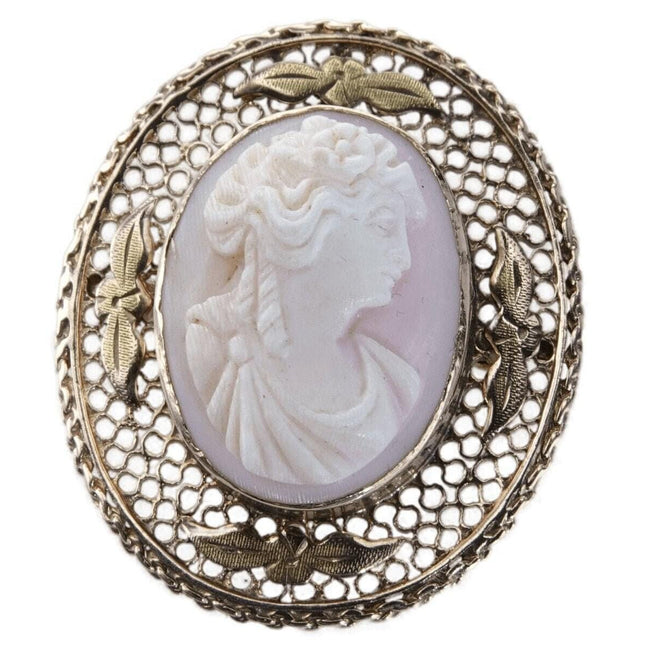 um 1900, 10-karätiges Gold, netzartig montierte Cameo-Brosche aus rosa Muschelmuschel