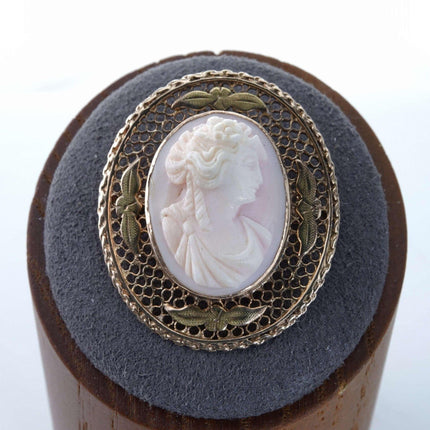 c1900 10k gold Reticulated mounted Pink Conch shell cameo brooch