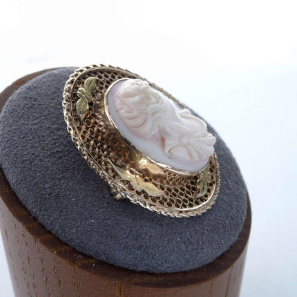 c1900 10k gold Reticulated mounted Pink Conch shell cameo brooch