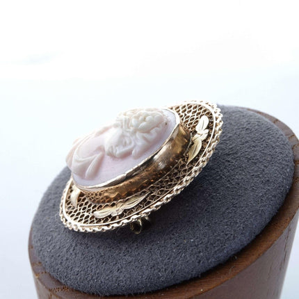 c1900 10k gold Reticulated mounted Pink Conch shell cameo brooch