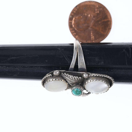 Vintage Navajo Sterling turquoise and mother of pearl ring