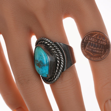 sz10.5 Vintage Navajo silver and turquoise ring with rope border