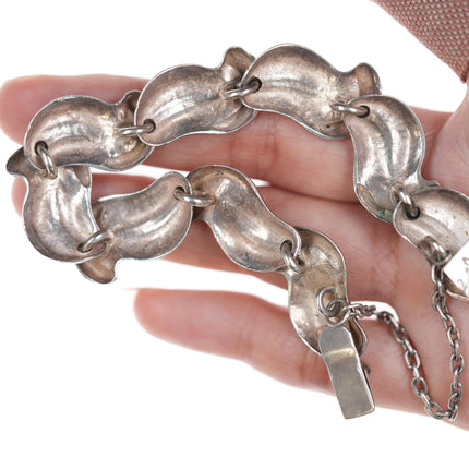 Antonio Pineda (1919-2009) Taxco Hammered silver leaf form bracelet