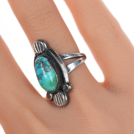 sz6 Vintage Zuni silver and turquoise coin silver ring