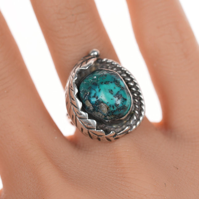 sz5.25 Vintage Navajo silver and turquoise ring with rope border