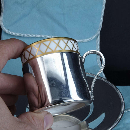 Tazzina da caffè e piattino in argento sterling Tiffany con inserto in porcellana Wedgwood (disponibili diversi)