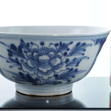 Qing Dynasty Antique Chinese Bowl blue/white underglaze