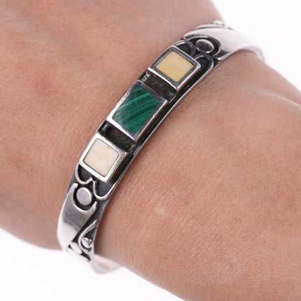 6 3/8"' Vintage Native American sterling - Malachite and fossil bracelet