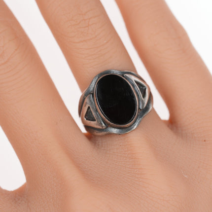 sz8.5 Vintage Sterling and onyx ring