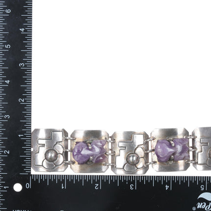 6.5" 1950's Carmen Beckmann Modernist sterling Frog carved amethyst bracelet