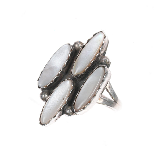 sz8 Vintage Native American silver mother of pearl ring