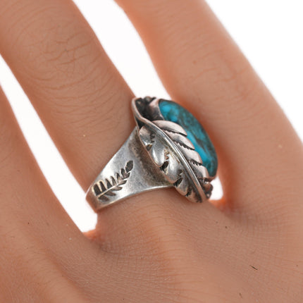 sz5 Vintage Native American silver and turquoise ring with stamped feather shank