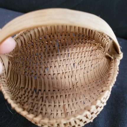 Antique 19th century Miniature Buttocks Basket 3" x 3.25"