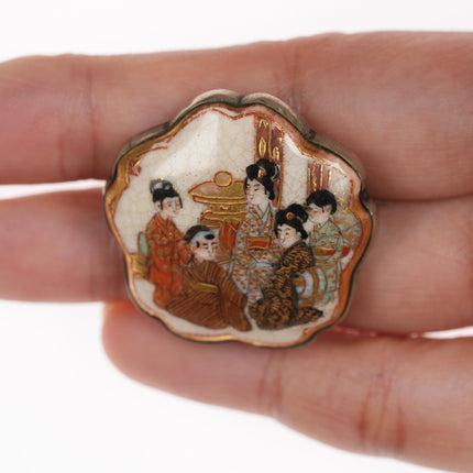 c1900 Japanese Satsuma ladies brooch pin