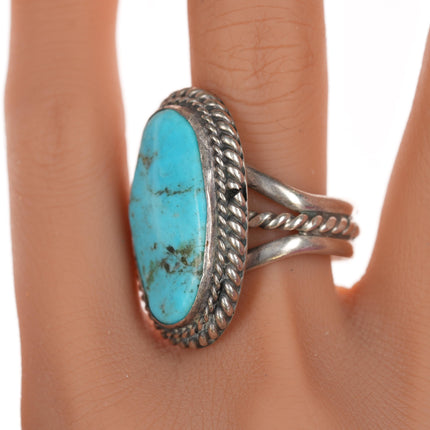 Sz11 Vintage Native American silver and turquoise ring with rope edge