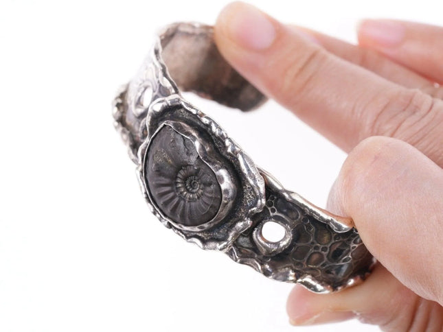 6.75" Southwestern Artisan sterling Ammonite fossil bracelet - Estate Fresh Austin