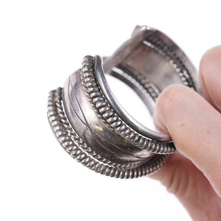 6.75" Tahe Navajo stamped silver twisted wire bracelet - Estate Fresh Austin