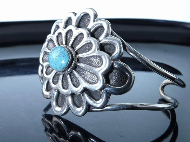 6.75" Vintage Navajo Sterling Kingman Turquoise Cuff Bracelet - Estate Fresh Austin