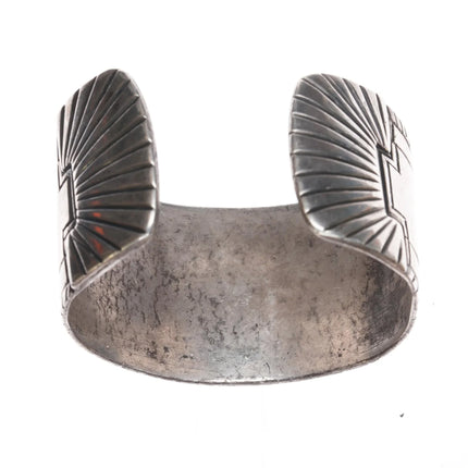 7.12" c1940's Navajo Chiseled silver cuff bracelet with turquoise - Estate Fresh Austin