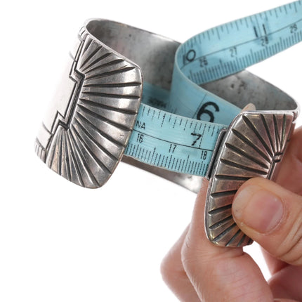 7.12" c1940's Navajo Chiseled silver cuff bracelet with turquoise - Estate Fresh Austin