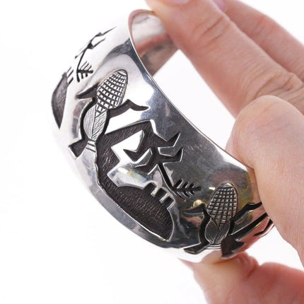 7" Roderick Tenorio (1955-2013), Santo Domingo Pueblo, Sterling silver Bracelet - Estate Fresh Austin