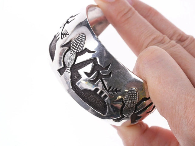 7" Roderick Tenorio (1955-2013), Santo Domingo Pueblo, Sterling silver Bracelet - Estate Fresh Austin
