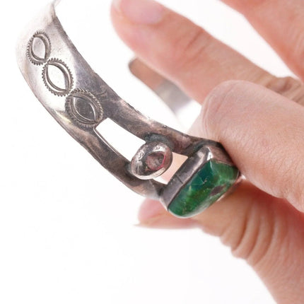 7" Vintage Navajo Tufa cast bracelet with green turquoise - Estate Fresh Austin