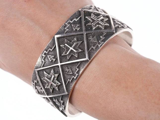 7.25" Aaron Anderson Navajo Tufa Cast silver bracelet - Estate Fresh Austin