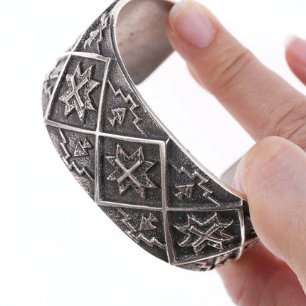 7.25" Aaron Anderson Navajo Tufa Cast silver bracelet - Estate Fresh Austin