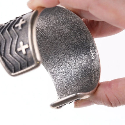 7.25" Native American Tufa Cast Silver bracelet - Estate Fresh Austin