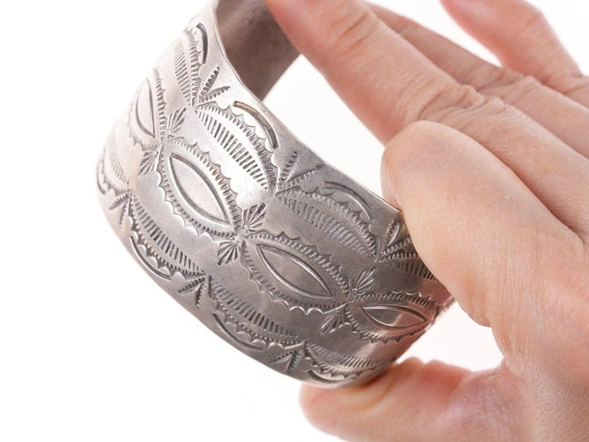 7.25" Vintage Sandoval Navajo Heavy stamped sterling bracelet - Estate Fresh Austin