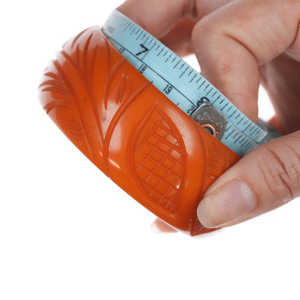 8" c1940's Carved Bakelite Bangle bracelet Butterscotch - Estate Fresh Austin