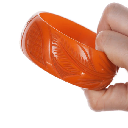 8" c1940's Carved Bakelite Bangle bracelet Butterscotch - Estate Fresh Austin