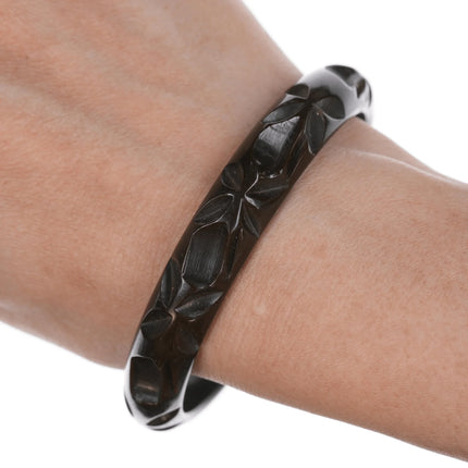 8" c1940's Carved black bakelite bangle bracelet - Estate Fresh Austin