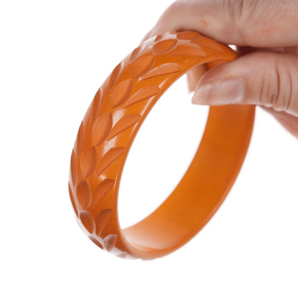 8" c1940's Carved Butterscotch bakelite bangle bracelet 2 - Estate Fresh Austin