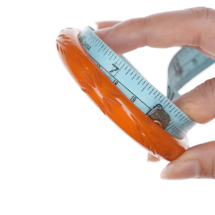 8" c1940's Carved Butterscotch bakelite bangle bracelet - Estate Fresh Austin