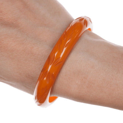 8" c1940's Carved Butterscotch bakelite bangle bracelet - Estate Fresh Austin