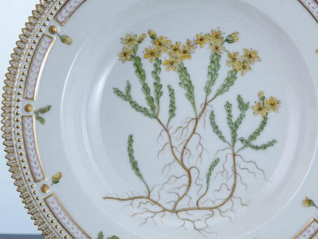 9 7/8" Royal Copenhagen Flora Danica Sedum Acre "Mossy Stonecrop" Soup Bowl - Estate Fresh Austin