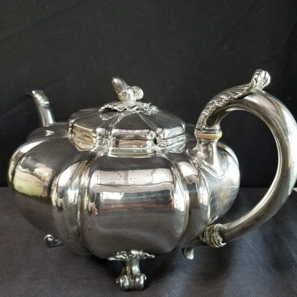 Armorial Silver Teapot Acorn Finial Mortimer and Hunt (1839-1843) - Estate Fresh Austin