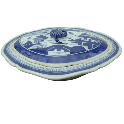 c1850s Chinese Canton Blue and White Covered Vegetable Dish with Lid - Estate Fresh Austin