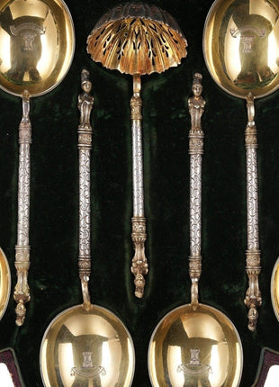 c1867 Heavy Armorial Sterling spoon set in presentation box - Estate Fresh Austin