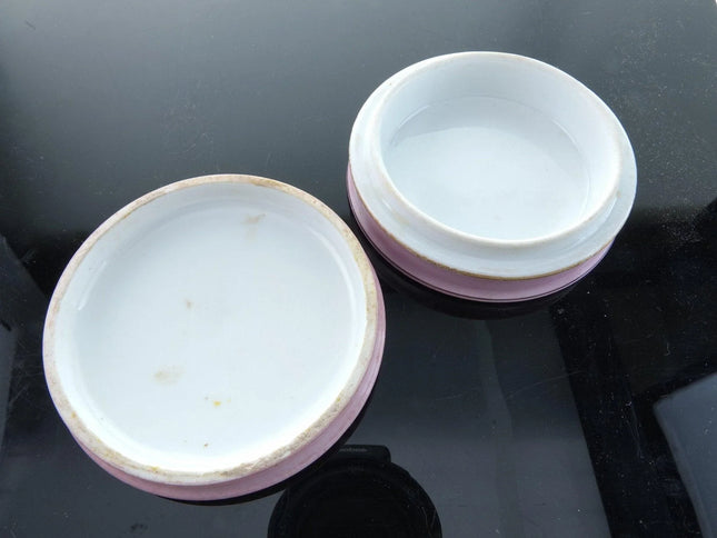 c1870 Old Paris Porcelain Snuff Box/Powder Jar - Estate Fresh Austin