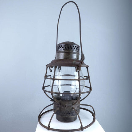 c1910 Chicago and North Western Railway C&NW RY Tall Globe Railroad lantern - Estate Fresh Austin