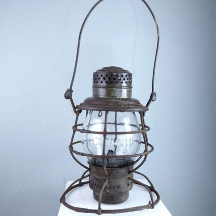 c1910 Chicago and North Western Railway C&NW RY Tall Globe Railroad lantern - Estate Fresh Austin