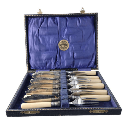 c1920 British Boxed Fish set with Celluloid handles - Estate Fresh Austin