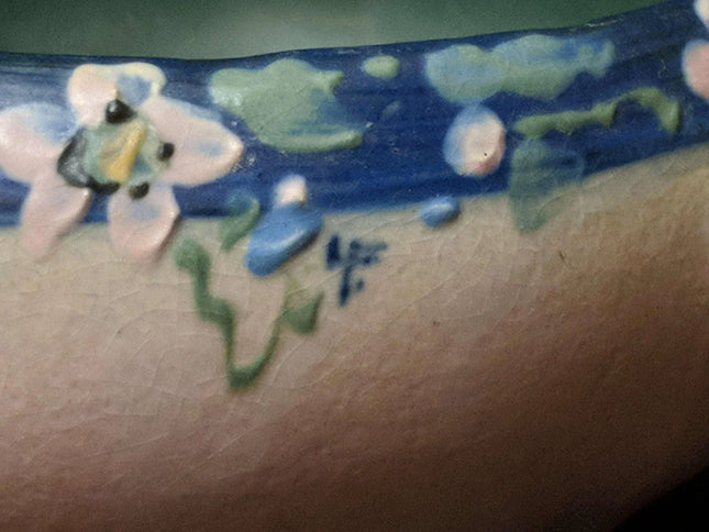 c1920 Weller Hudson Hand Painted Artist Signed 3 ftd Cachepot 5.5" wide x 2 7/8" - Estate Fresh Austin