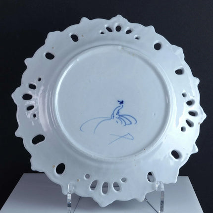 Cantagalli Antique Itanian Faience Reticulated Plate with Crest - Estate Fresh Austin