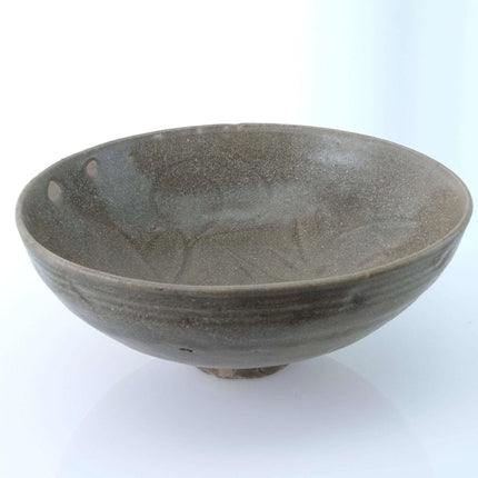 Early Celadon Stoneware Bowl with incised Decoration - Estate Fresh Austin