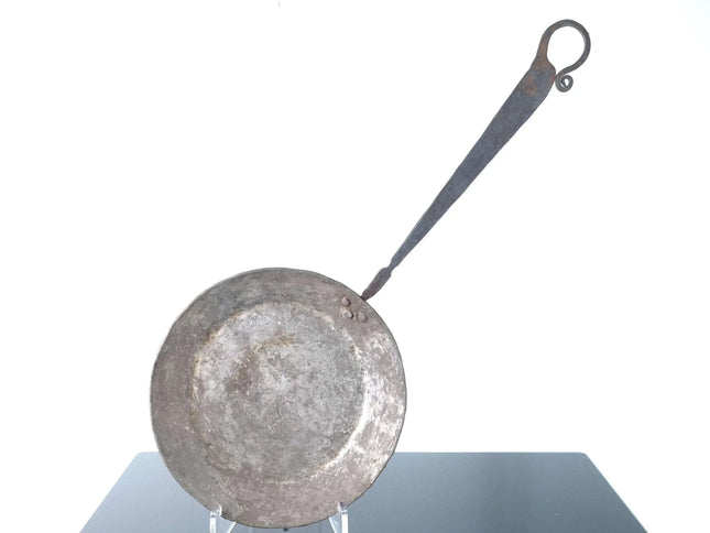 Hand Forged Tortilla Pan with Thick Hammered copper skillet - Estate Fresh Austin